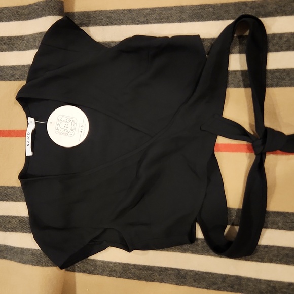 NA KD Black Cap Sleeve Wrap Crop Top Sz 34 - Picture 2 of 8